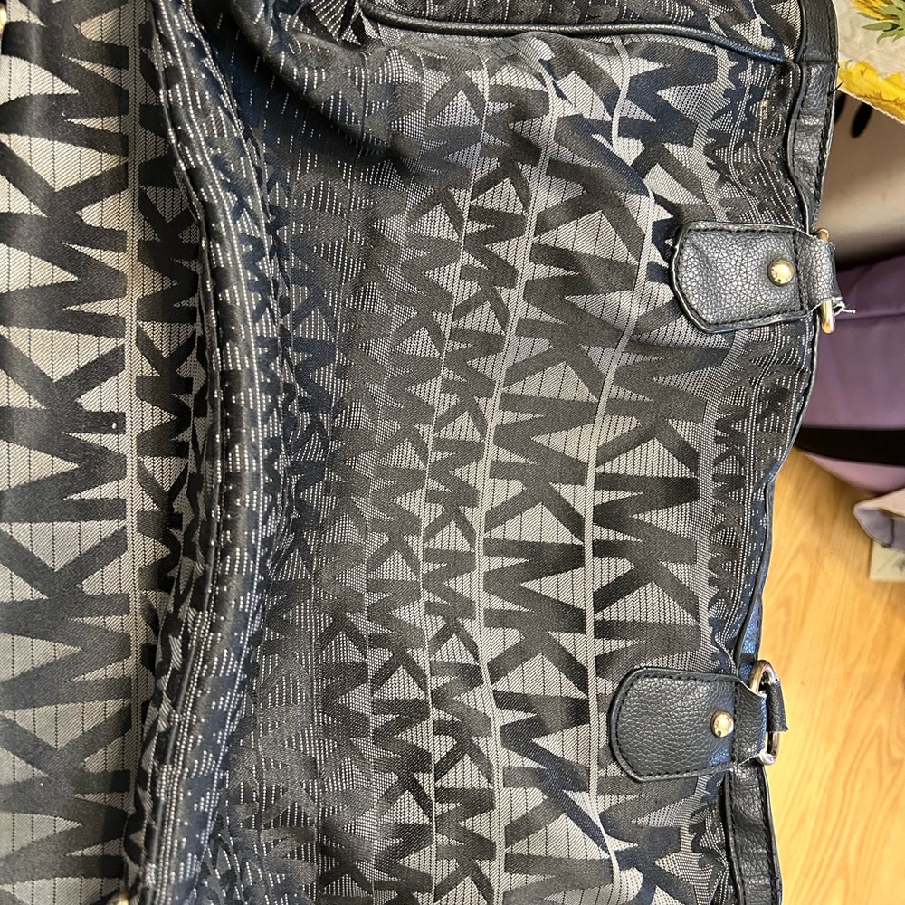 Michael kors bag - Picture 2 of 3